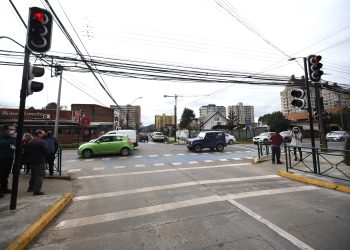 Nuevo semáforo en las calles de Temuco