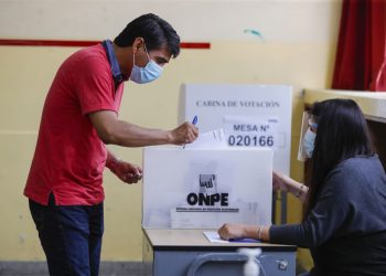 Encuesta Pulso Ciudadano a un mes del Plebiscito de Salida