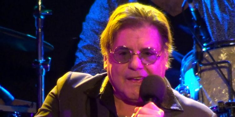 Familia de Zalo Reyes revela la causa de muerte del artista
