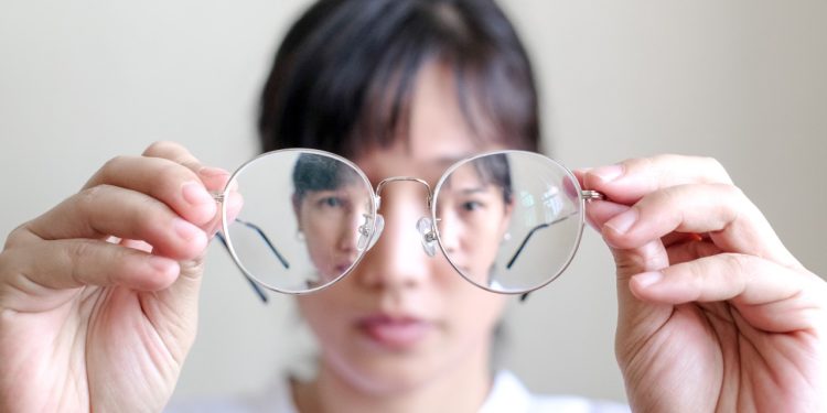 Salud visual: Chile presenta problemas de refracción
