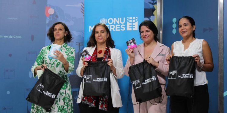 ONU Mujeres realizó importante donación a Chile