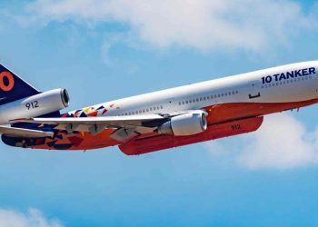 Avión Ten Tanker ya llegó a Chile