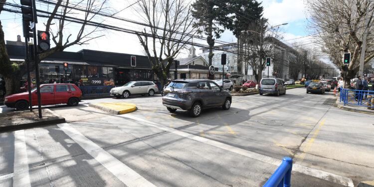 Nuevo cruce semaforizado en Temuco, incorpora tecnología de vanguardia