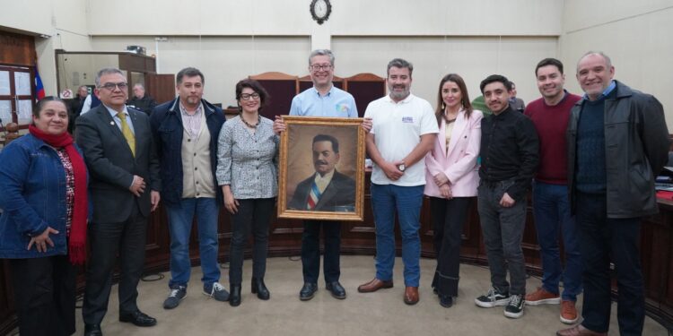 Liceo Tecnológico Bicentenario recupera el nombre: Pedro Aguirre Cerda