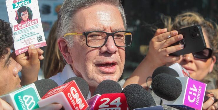 Joaquín Lavín Infante visita a Cathy Barriga: «Es duro, pero ella es fuerte»