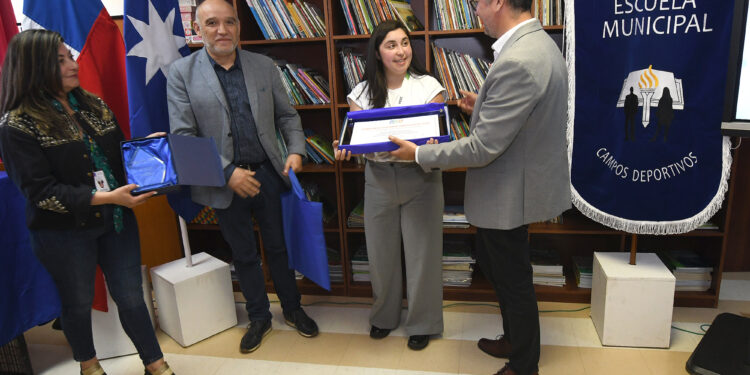 Temuco entrego premios “Docente Innovador”