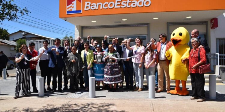 Gobierno inauguró la primera sucursal de Banco Estado en Ercilla