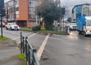 Vecinos alertan sobre peligroso cruce en Temuco